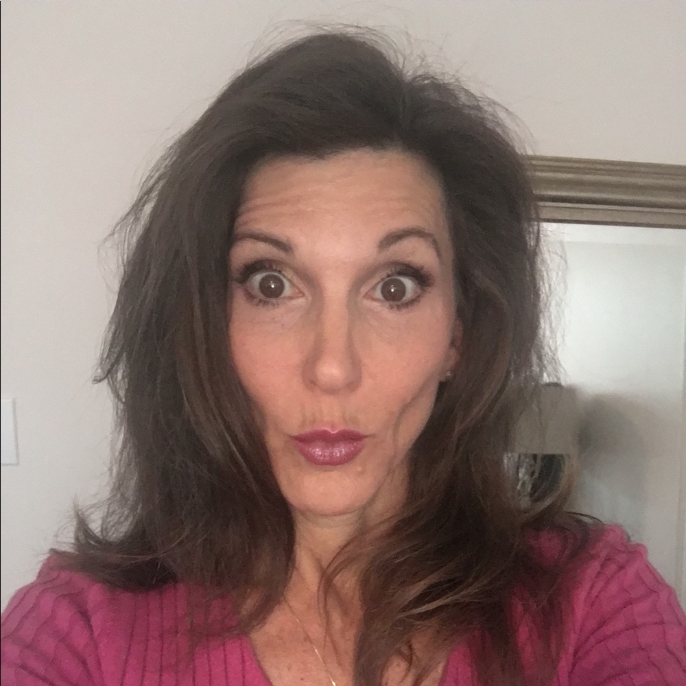 Meet your Posher, Wendy